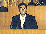 0618-01.jpg(9385 byte)